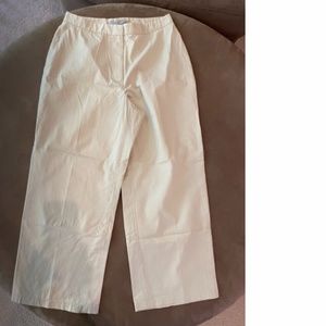 NWOT Dalia khaki loose Capri size7
